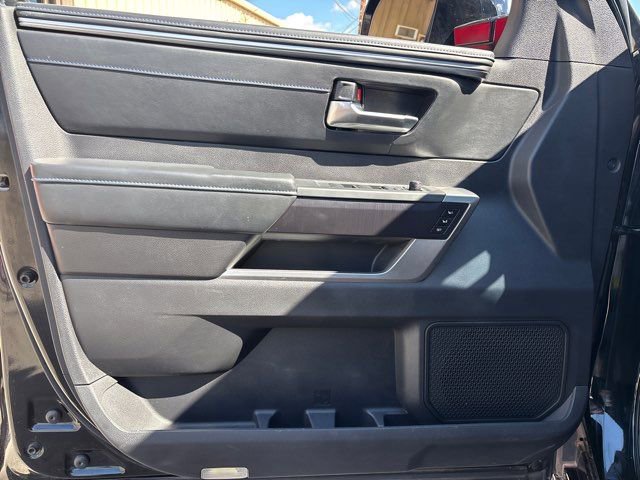 Used 2022 Toyota Tundra Platinum image 6