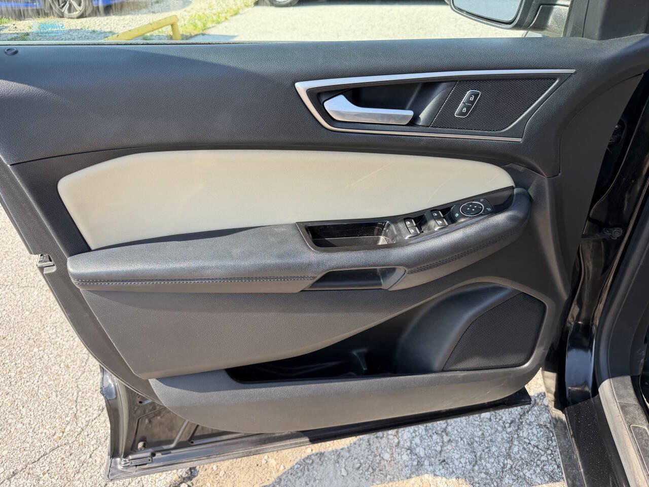 Used 2016 Ford Edge SEL w/ Equipment Group 201A AWD/4WD image 12