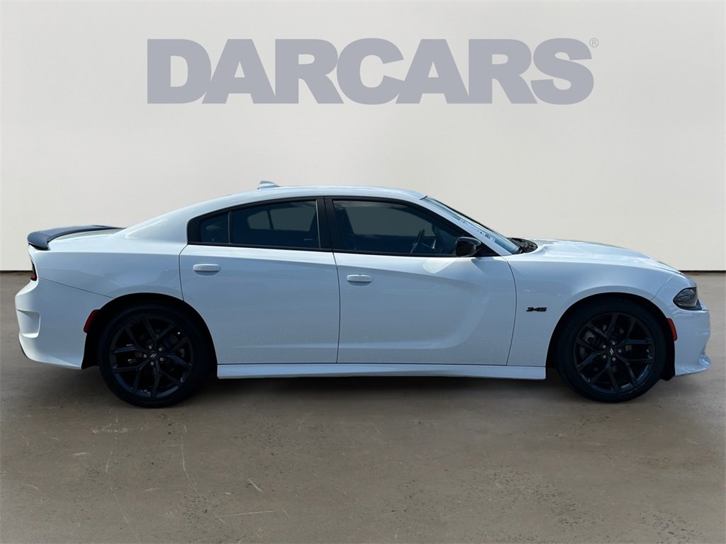 Used 2023 Dodge Charger R/T w/ Blacktop Package image 8