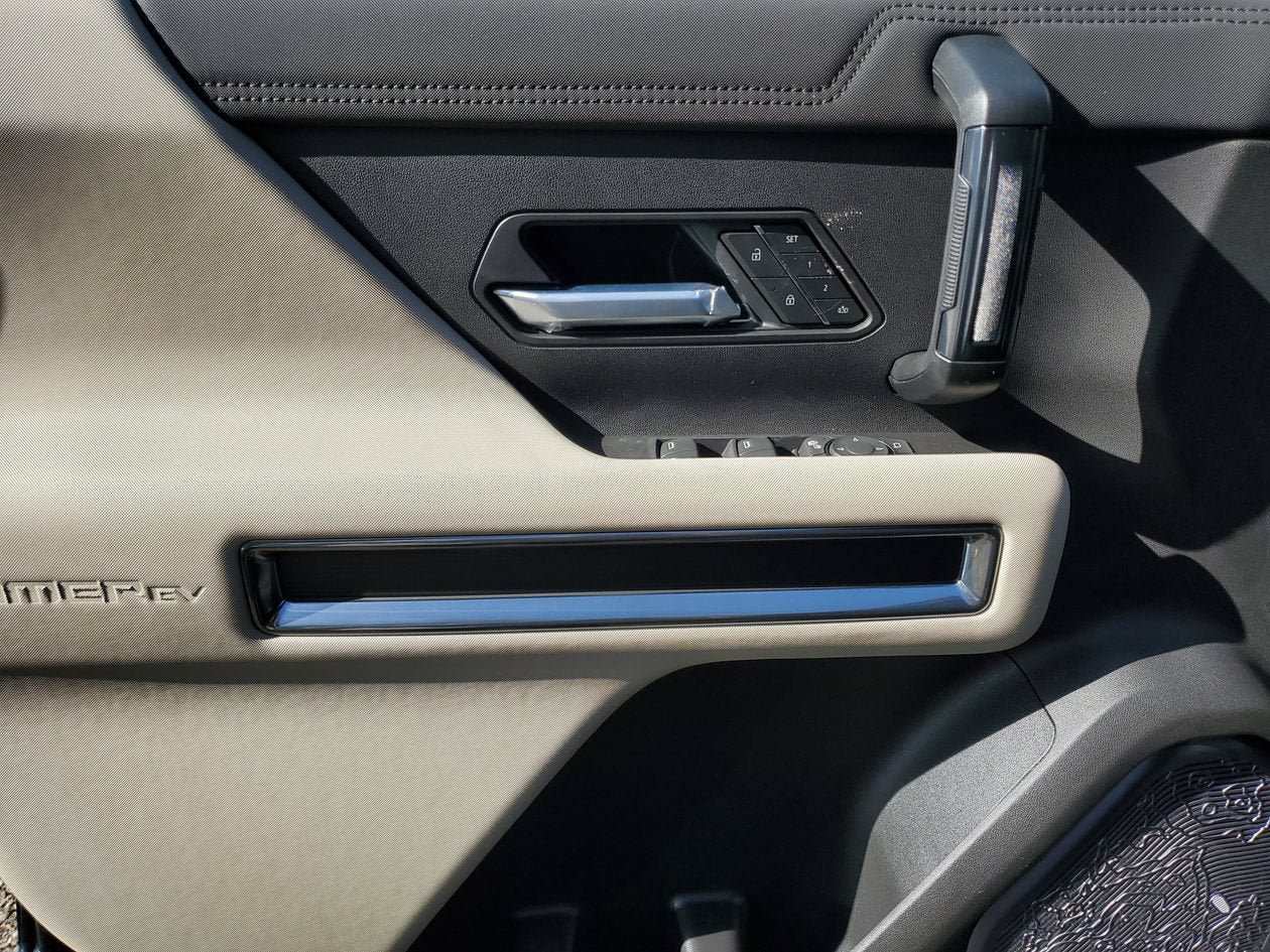 New 2026 GMC Hummer EV SUV AWD/4WD image 18