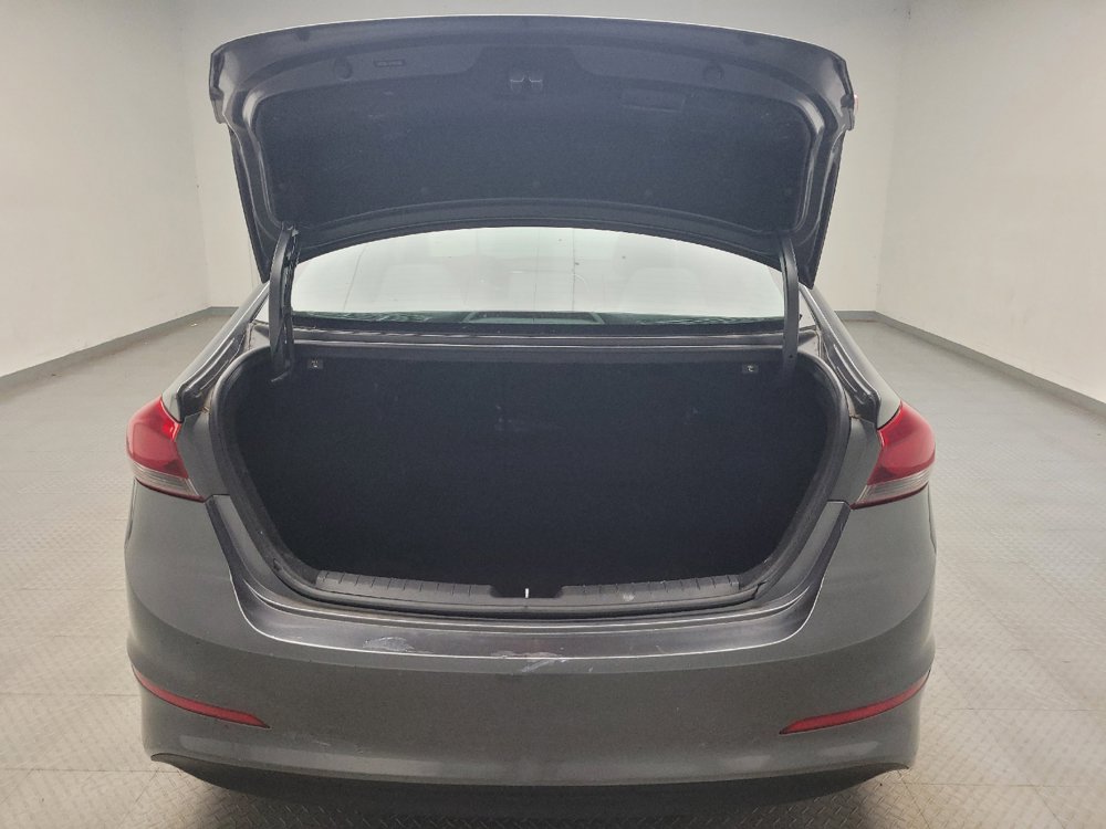 Used 2018 Hyundai Elantra SEL FWD image 29