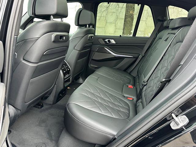 New 2026 BMW X5 M60i image 5