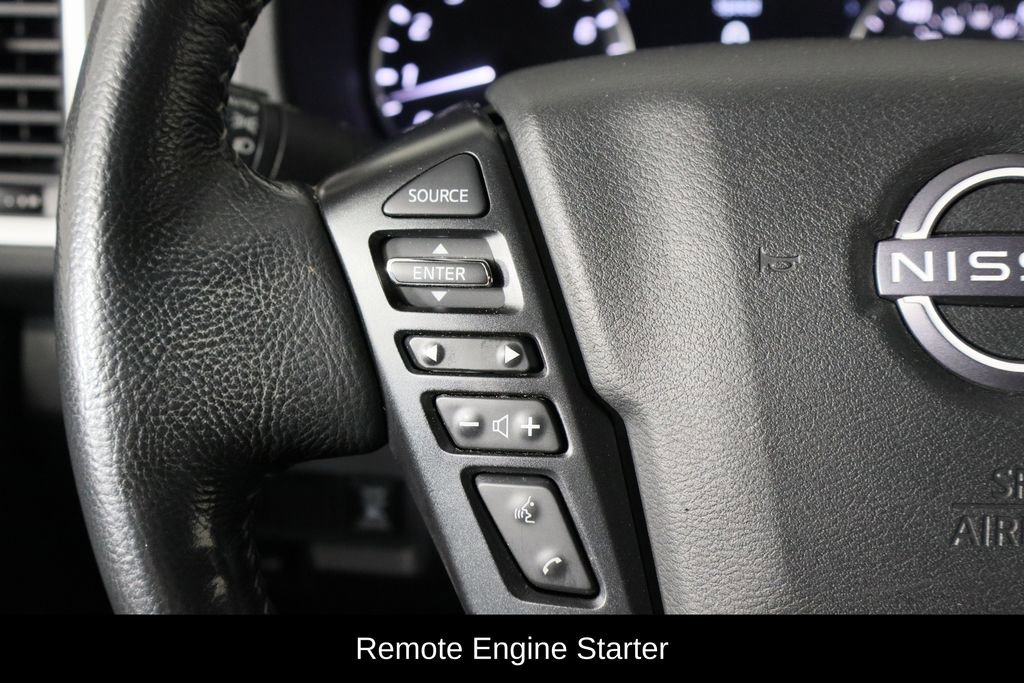 Used 2022 Nissan Frontier SV image 8