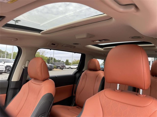 New 2026 Kia Carnival SX image 28