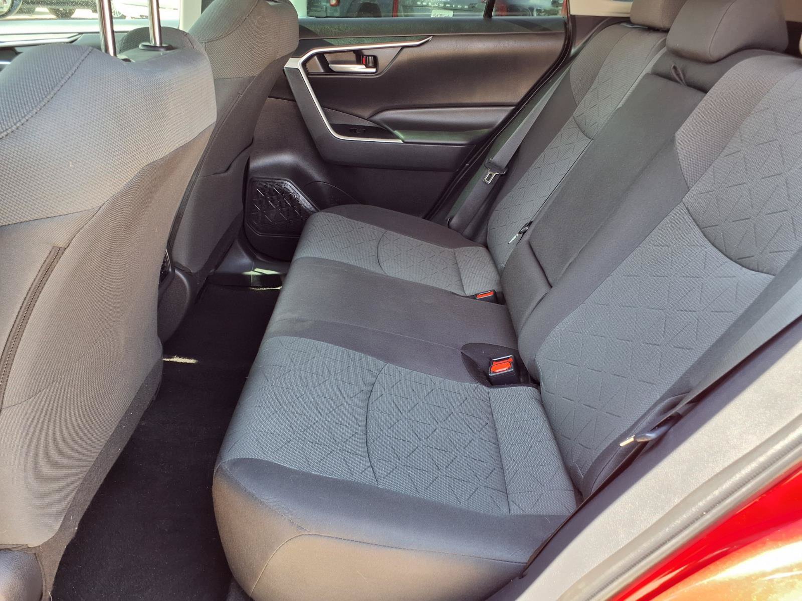 Certified 2023 Toyota RAV4 XLE FWD image 9