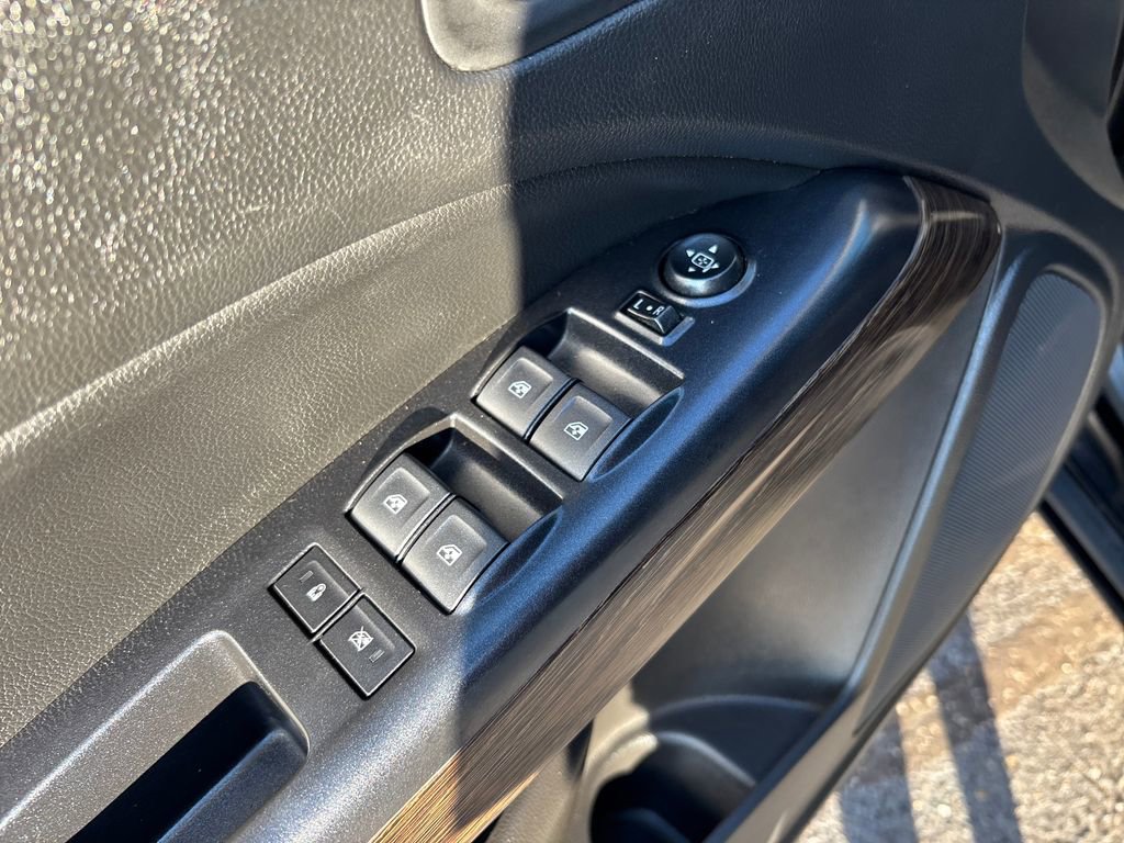 Used 2020 GMC Canyon Denali image 16