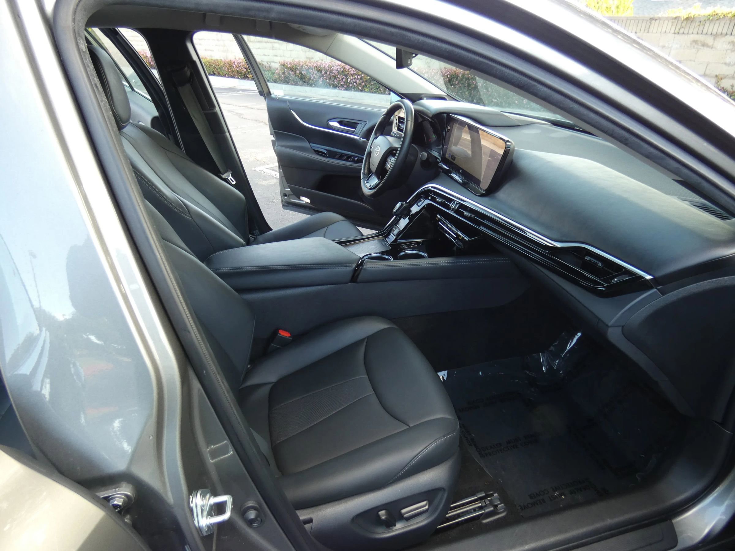 Used 2023 Toyota Mirai XLE Sedan 4D image 25