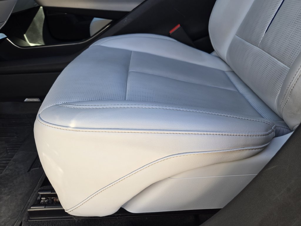 Used 2024 Cadillac Lyriq Luxury w/ LPO, Floor Liner Package RWD image 25