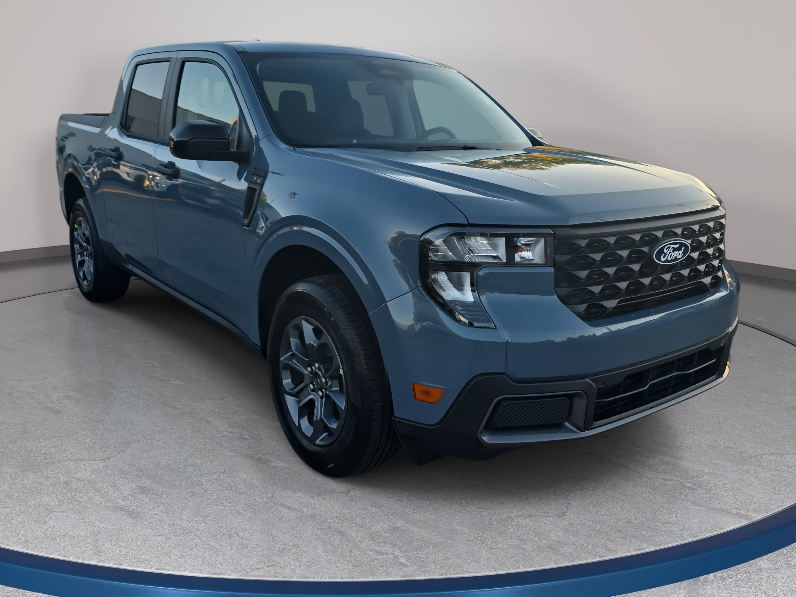 New 2026 Ford Maverick XLT w/ Equipment Group 301A AWD/4WD image 3