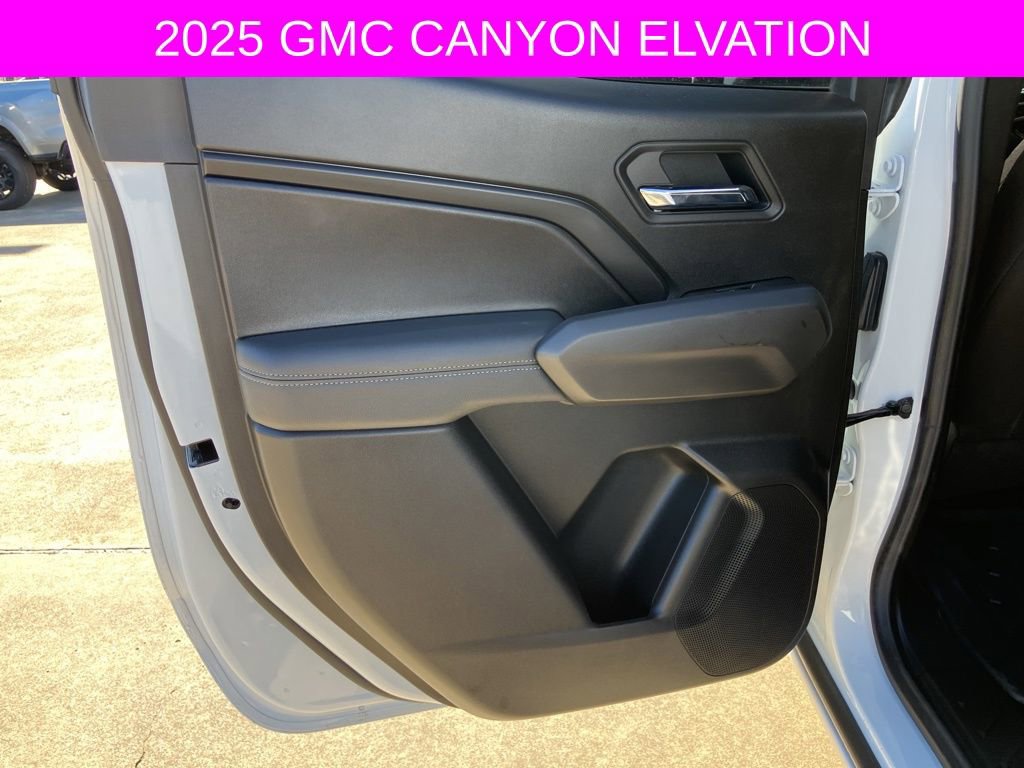 Used 2025 GMC Canyon Elevation image 17