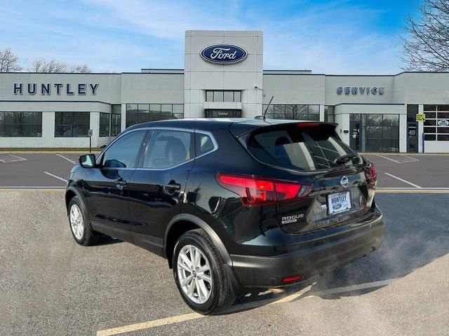 Used 2019 Nissan Rogue Sport S w/ Appearance Package image 6