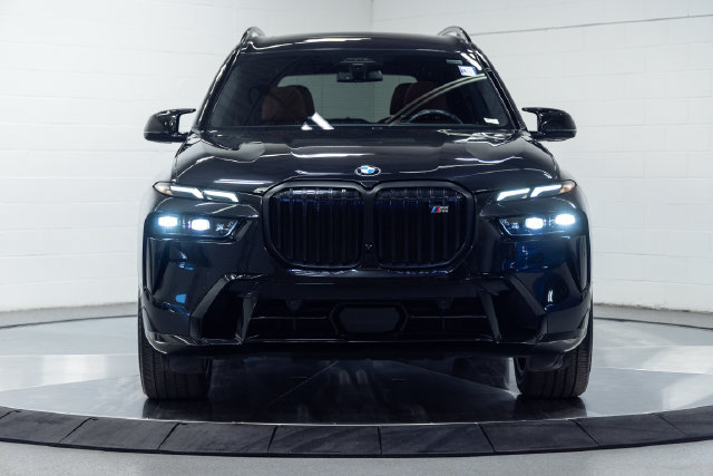 Certified 2024 BMW X7 M60i AWD/4WD image 5