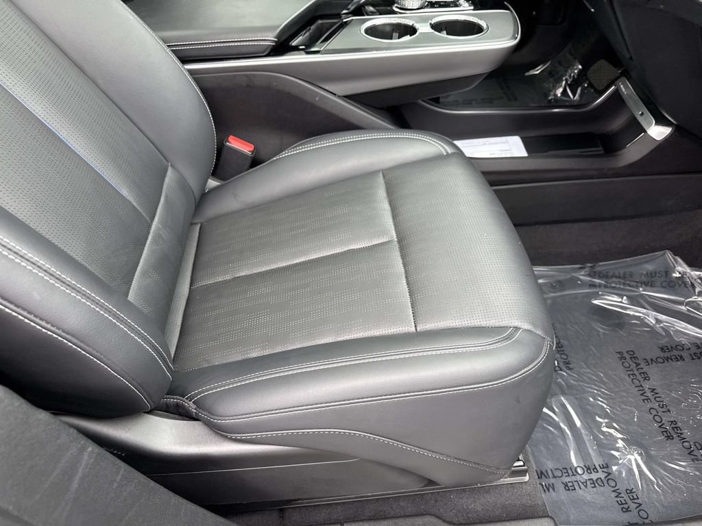 Certified 2024 Cadillac Lyriq Sport AWD/4WD image 28