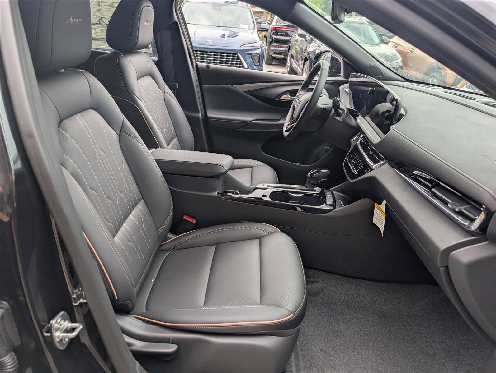 New 2025 Buick Envista Avenir image 7