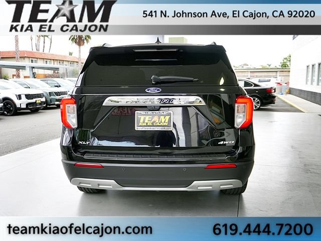 Used 2023 Ford Explorer XLT w/ Equipment Group 202A AWD/4WD image 8
