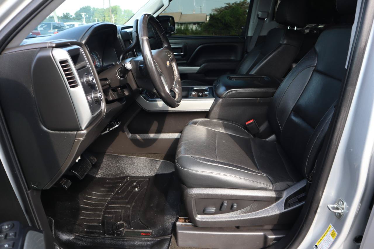 Used 2017 Chevrolet Silverado 1500 LTZ Z71 w/ LTZ Plus Package AWD/4WD image 13