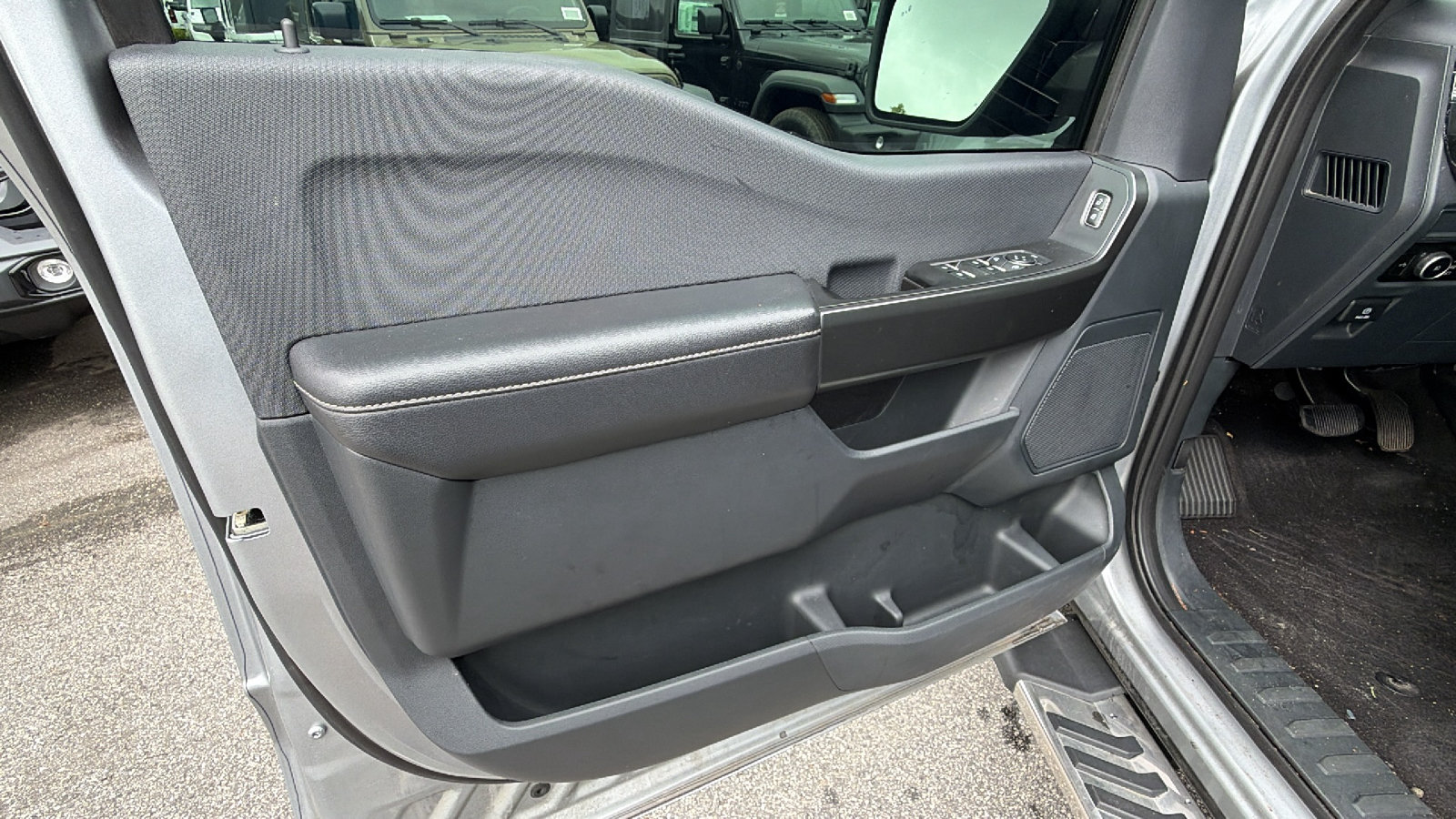 Used 2025 Ford F150 STX w/ Equipment Group 200A AWD/4WD image 14