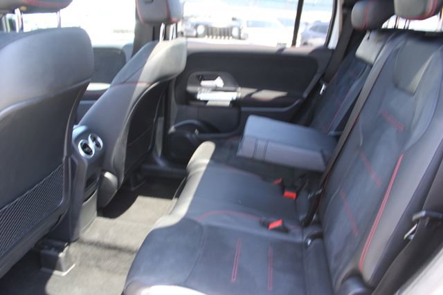 Used 2023 Mercedes-Benz GLB 250 image 38