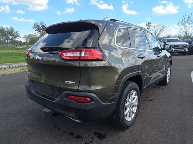 Used 2015 Jeep Cherokee Latitude w/ Cold Weather Group image 8