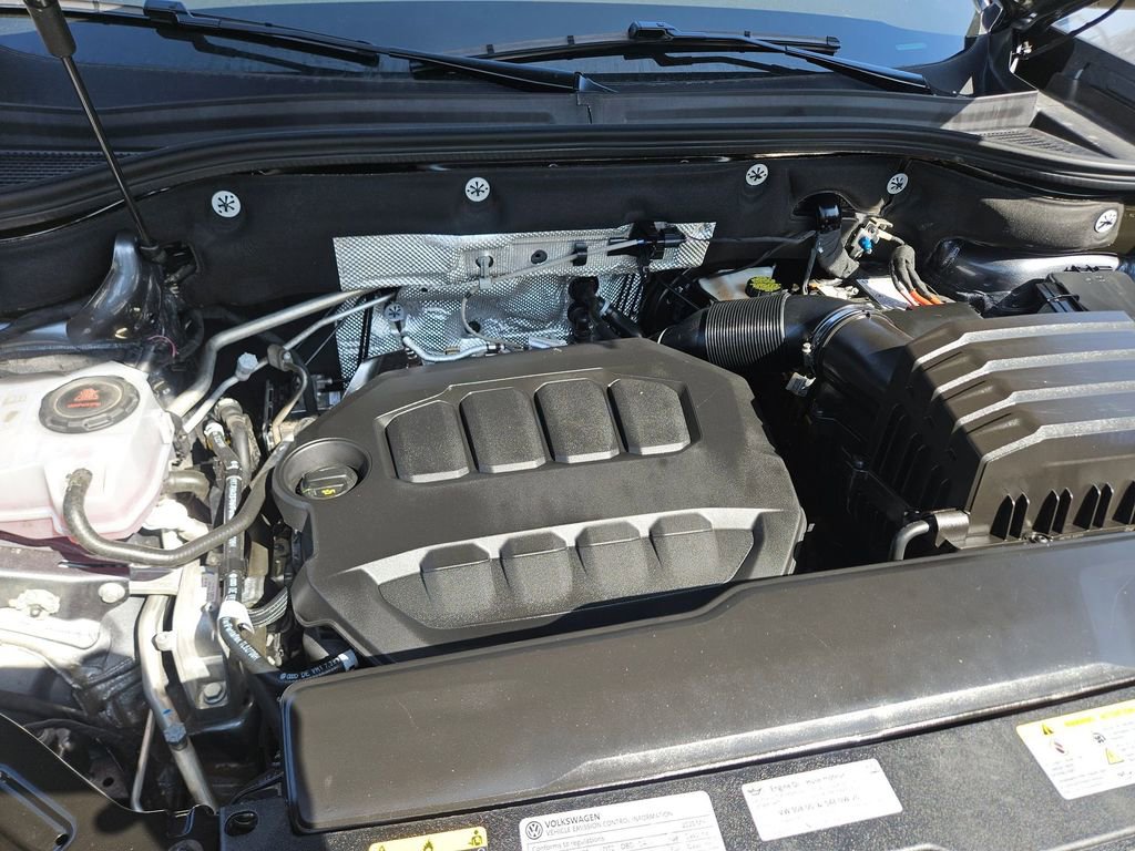 Used 2025 Volkswagen Atlas SE image 23