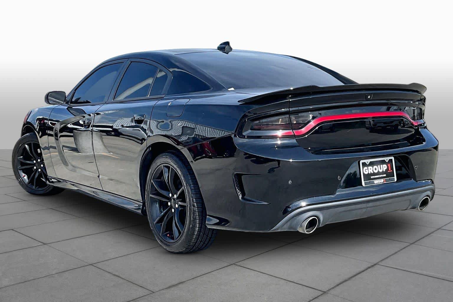Used 2020 Dodge Charger R/T RWD image 10