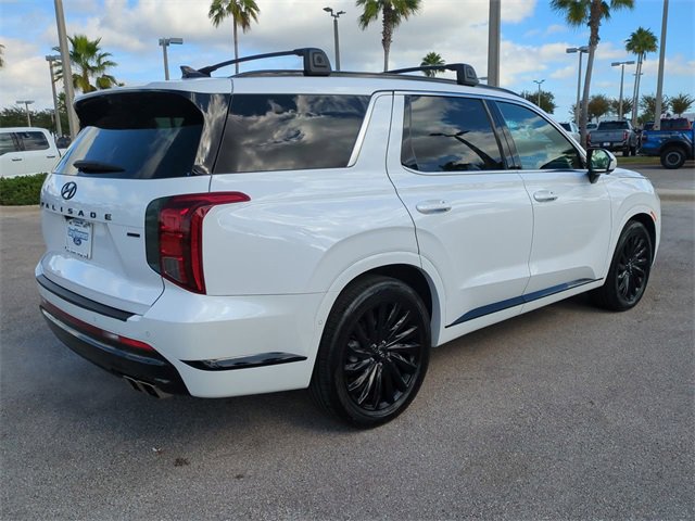 Used 2024 Hyundai Palisade Calligraphy image 4