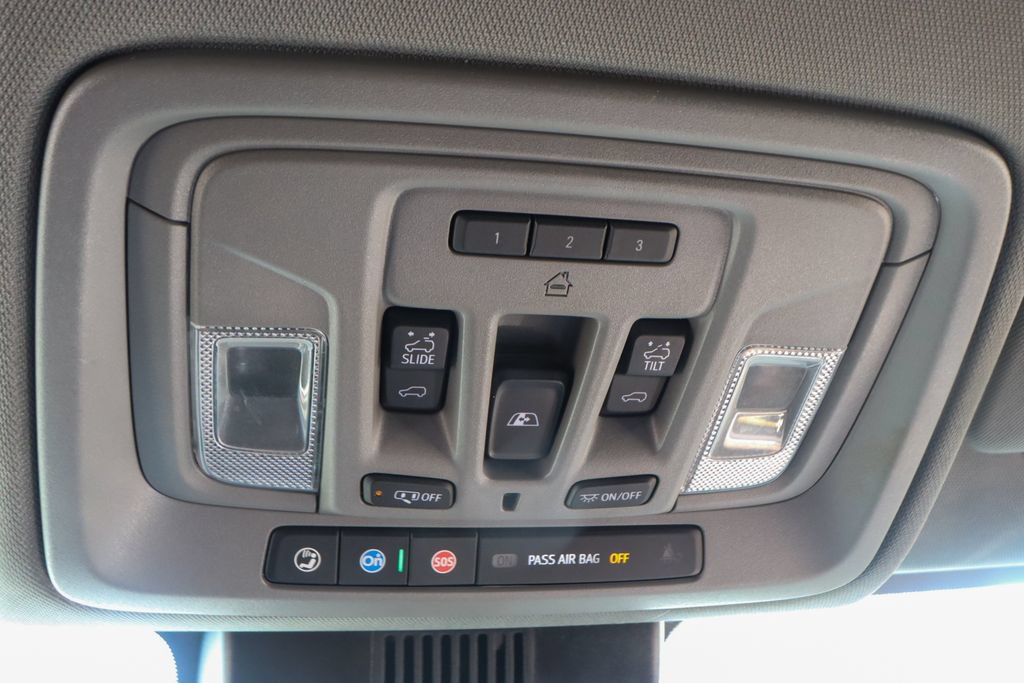 Used 2024 Chevrolet Silverado 1500 LT Trail Boss w/ LT Trail Boss Premium Package AWD/4WD image 28