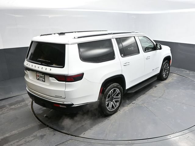 Used 2024 Jeep Wagoneer Series II AWD/4WD image 39