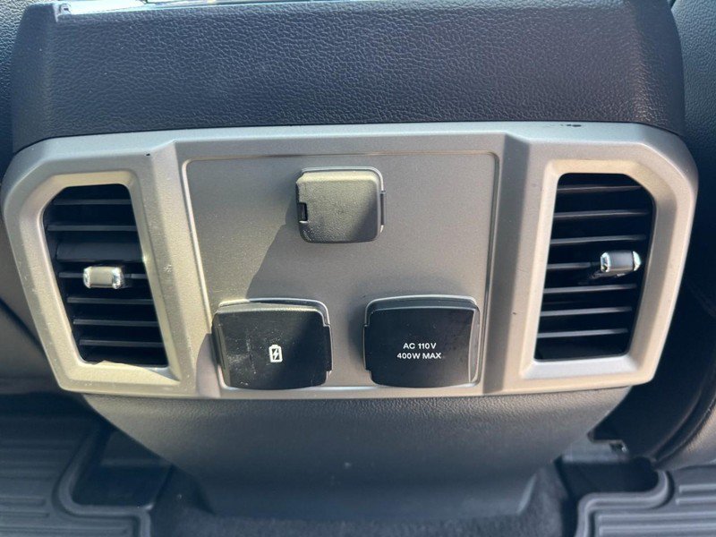Used 2022 Ford F350 Lariat w/ Lariat Ultimate Package AWD/4WD image 13