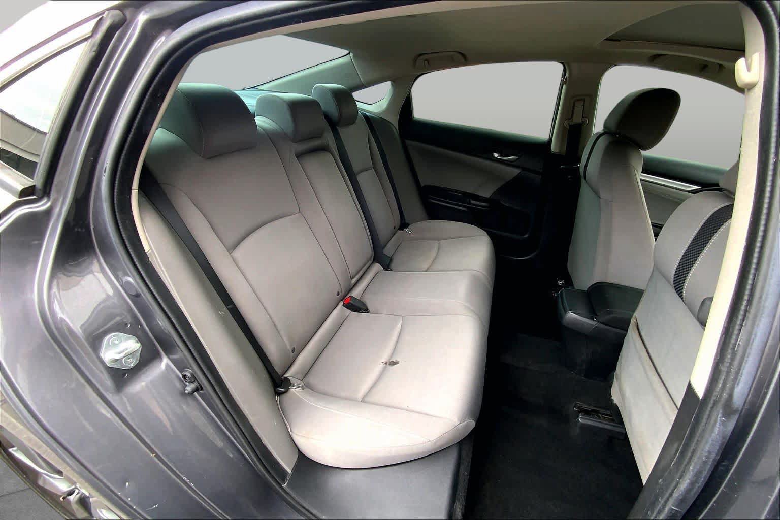 Used 2019 Honda Civic EX image 17
