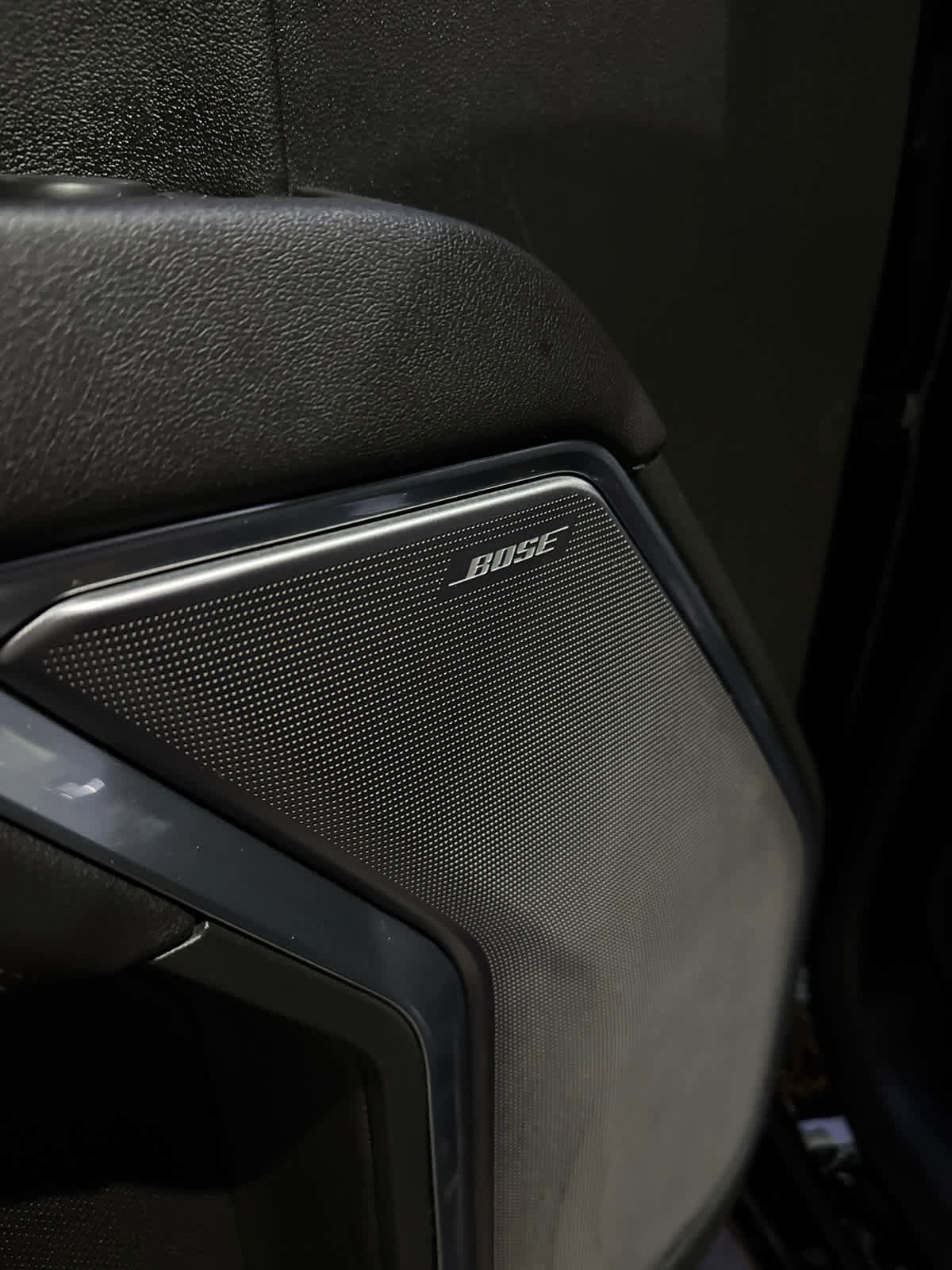 Certified 2023 Chevrolet Silverado 1500 High Country w/ Technology Package image 20