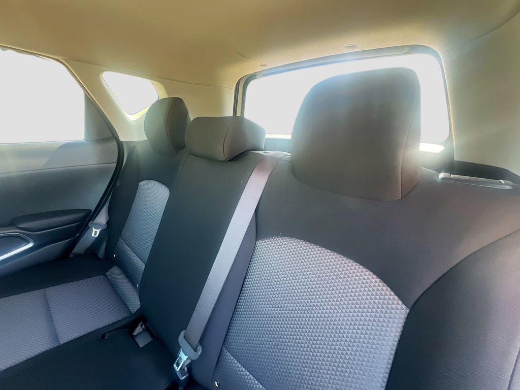 Used 2025 Kia Soul LX w/ LX Technology Package FWD image 24