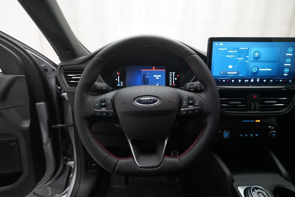 Used 2024 Ford Escape ST-Line w/ Equipment Group 301A FWD image 4