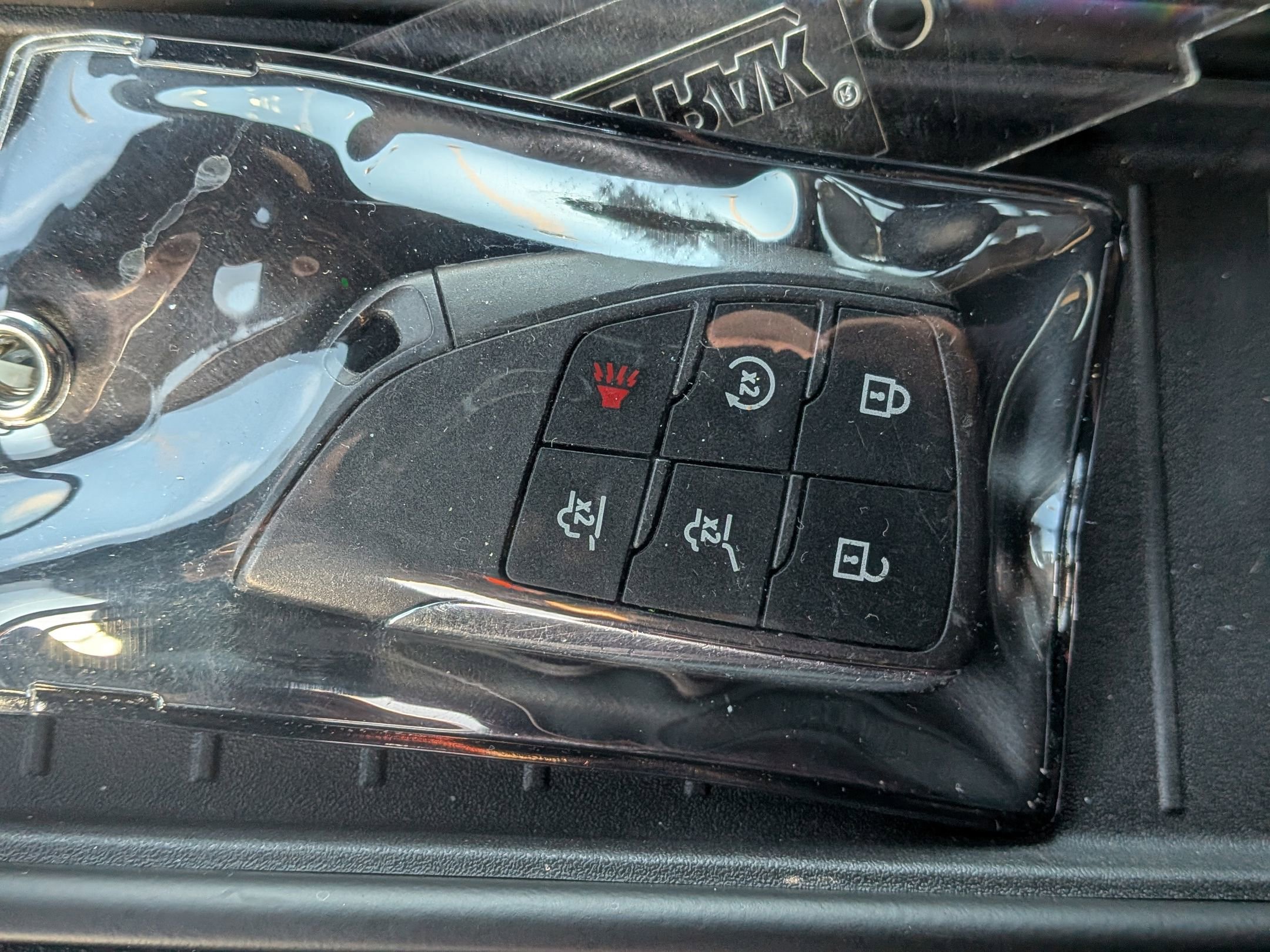 Used 2024 Chevrolet Suburban Premier image 38