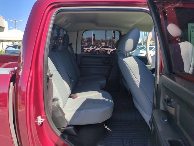 Used 2018 RAM 1500 Express RWD image 29