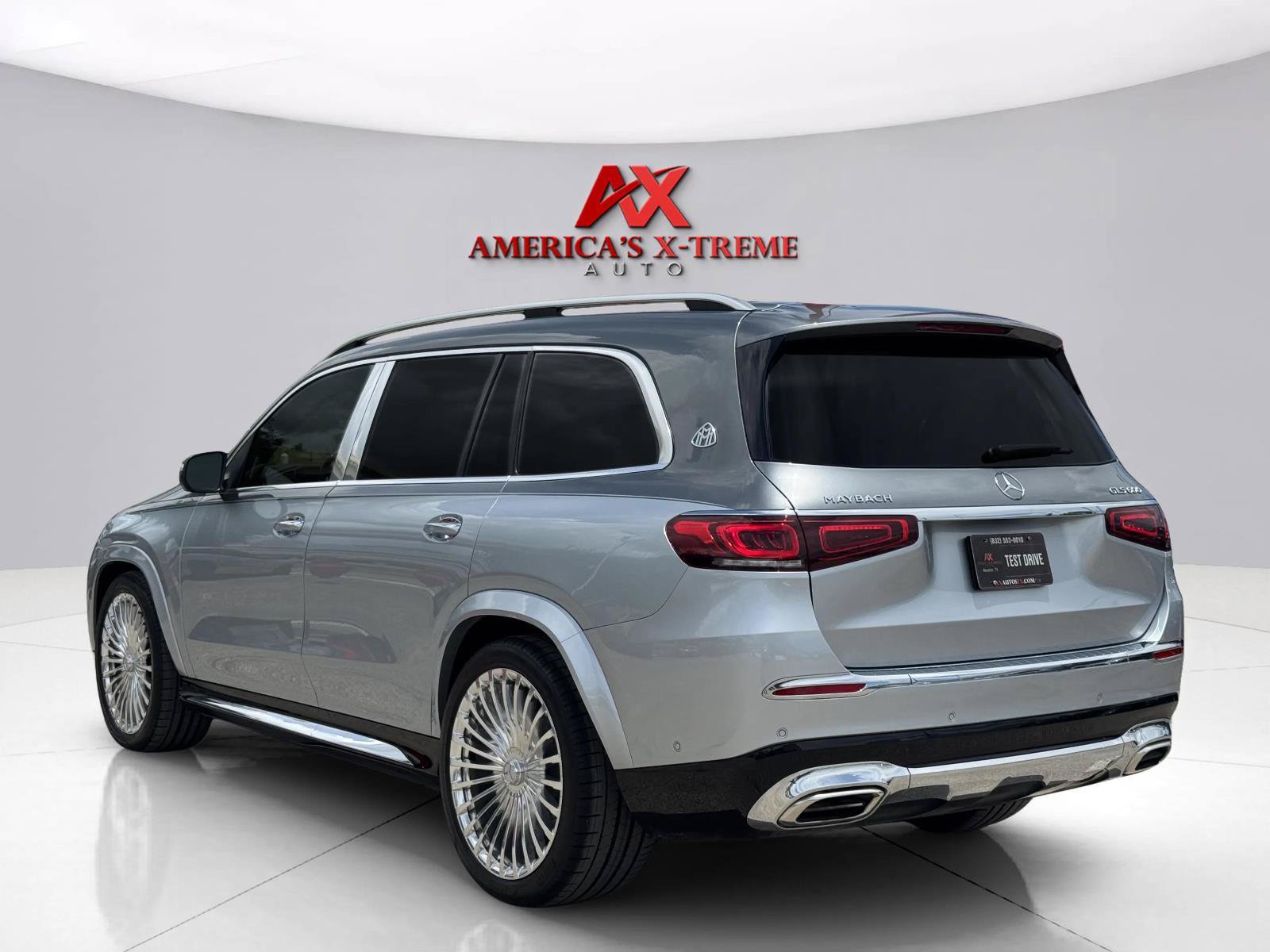 Used 2022 Mercedes-Benz Maybach GLS 600 4MATIC image 4