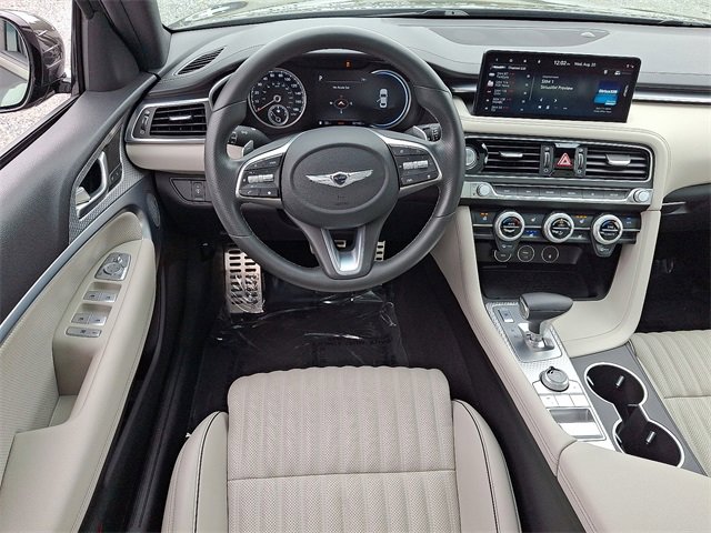 Used 2023 Genesis G70 3.3T w/ Sport Advanced Package image 12