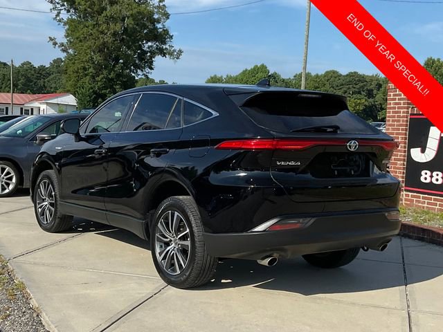 Used 2021 Toyota Venza LE image 4