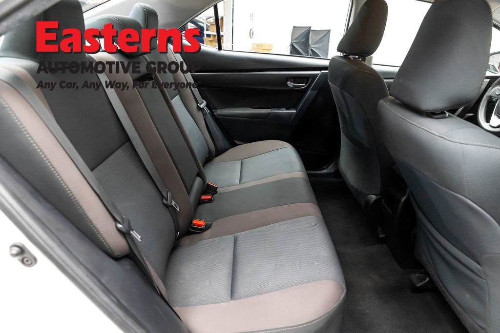 Used 2019 Toyota Corolla LE FWD image 22