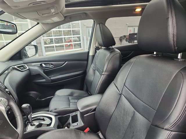 Used 2016 Nissan Rogue SL w/ SL Premium Package image 22