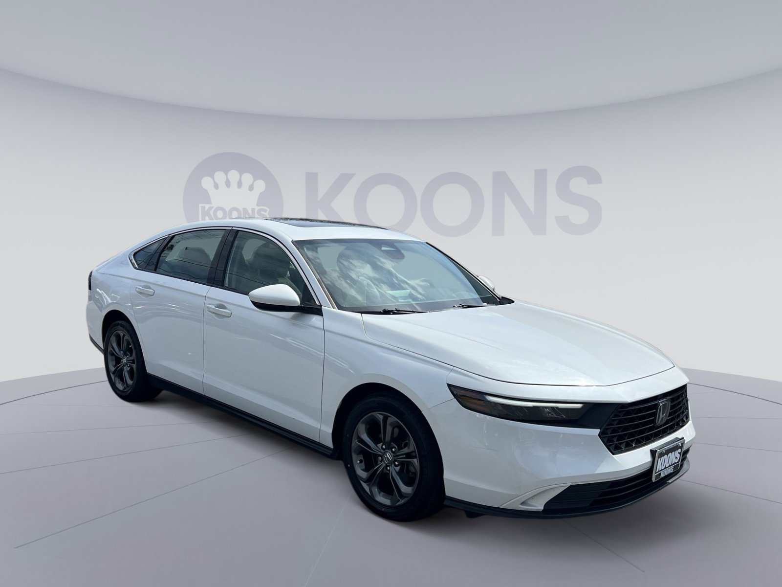 Used 2023 Honda Accord EX image 10