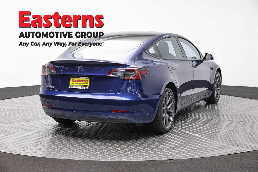 Used 2023 Tesla Model 3 Standard Range RWD image 5