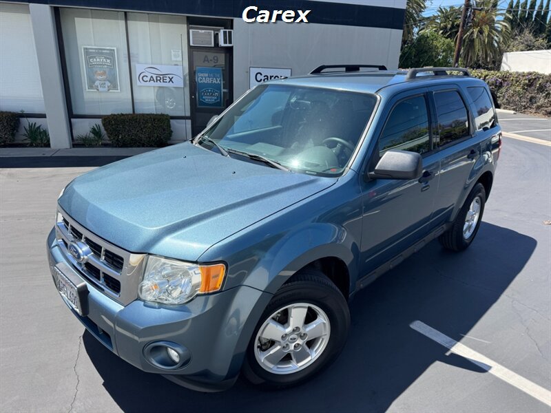 Used 2011 Ford Escape XLT FWD image 2