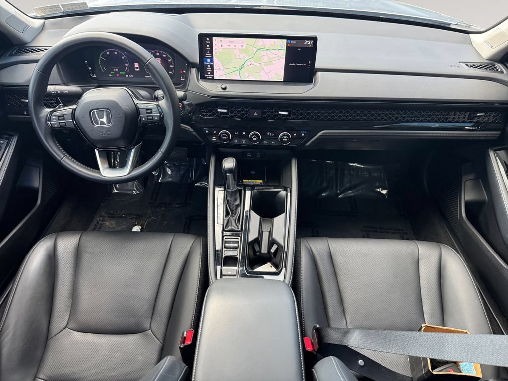 Used 2023 Honda Accord Touring image 10