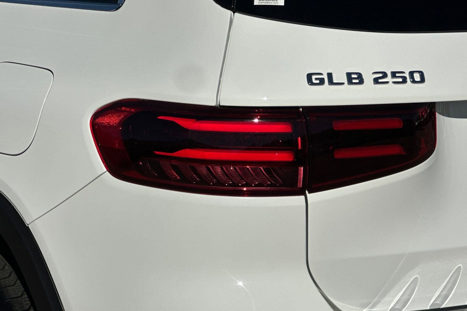Certified 2025 Mercedes-Benz GLB 250 image 15
