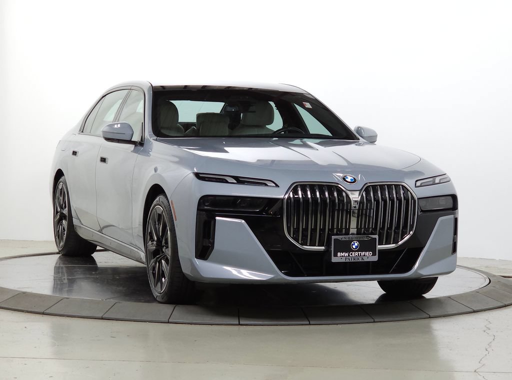 Used 2023 BMW 760i xDrive w/ Luxury Rear Seating Package AWD/4WD image 1