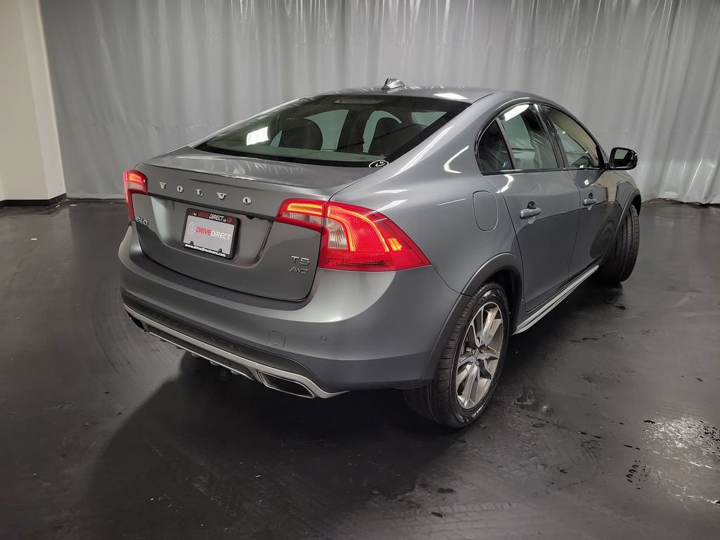 Used 2016 Volvo S60 T5 Cross Country Platinum AWD/4WD image 9