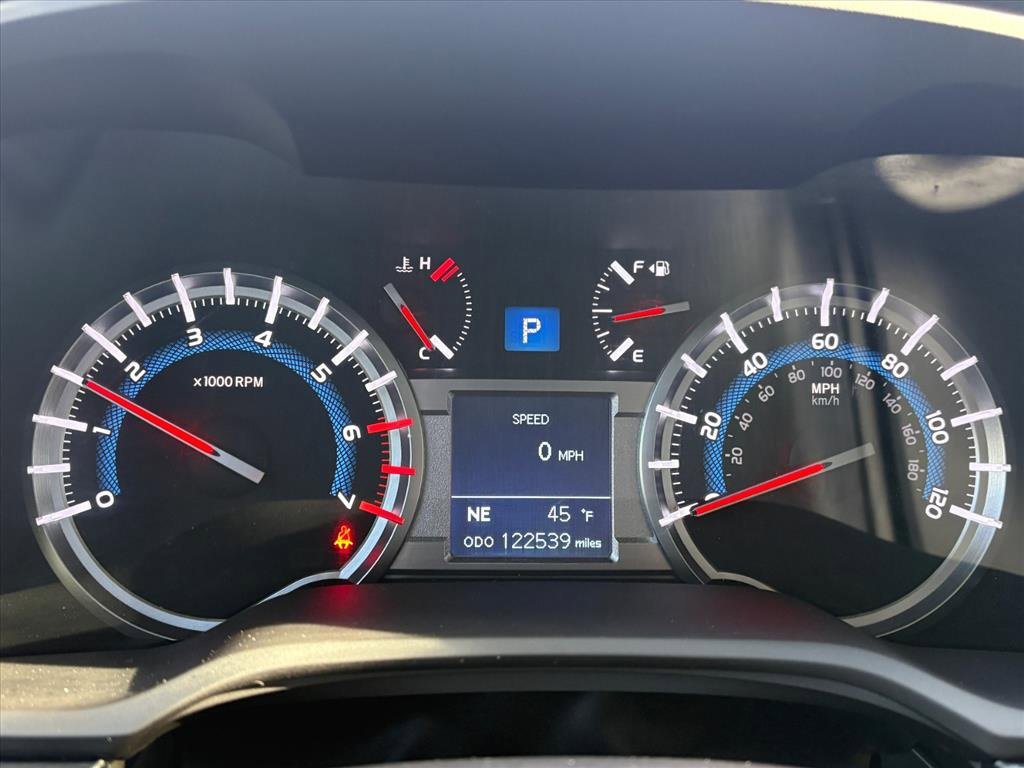 Used 2018 Toyota 4Runner SR5 Premium image 8