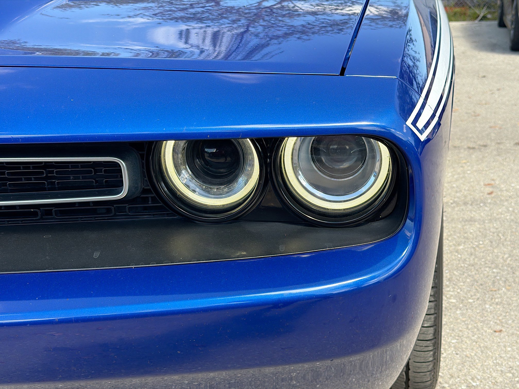 Used 2019 Dodge Challenger SXT image 9