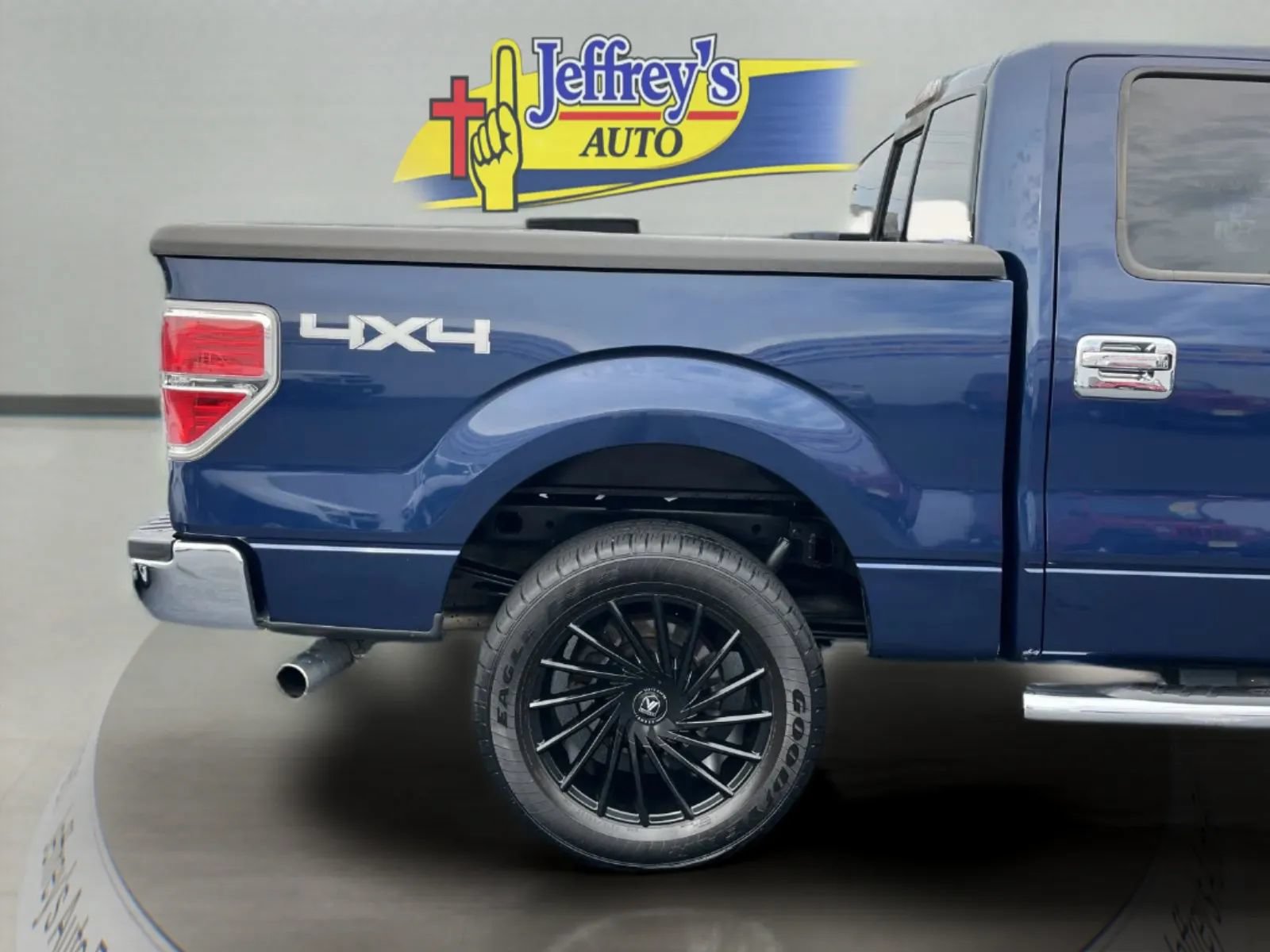 Used 2012 Ford F150 XLT w/ XLT Chrome Pkg AWD/4WD image 21